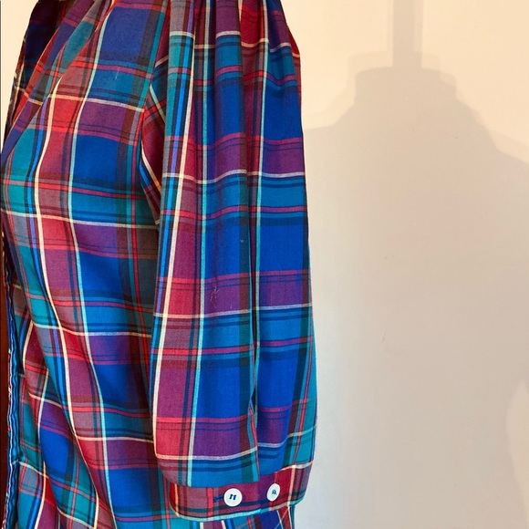 Cheryl Tiegs Button-Up Plaid Blouse - Picture 6 of 6